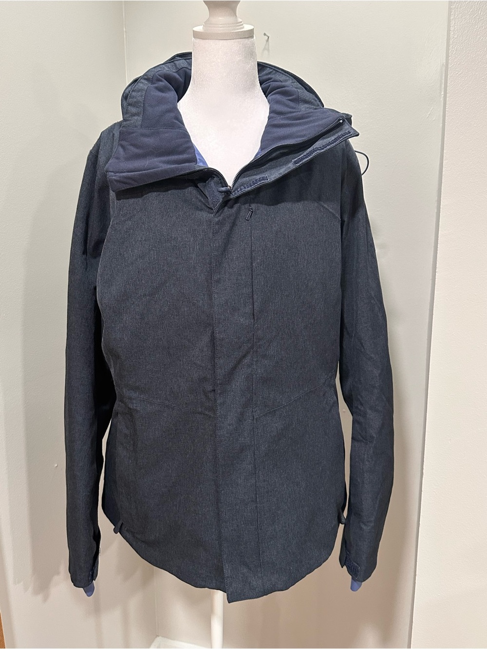 The North Face Women's Dark Navy Hooded Jacket